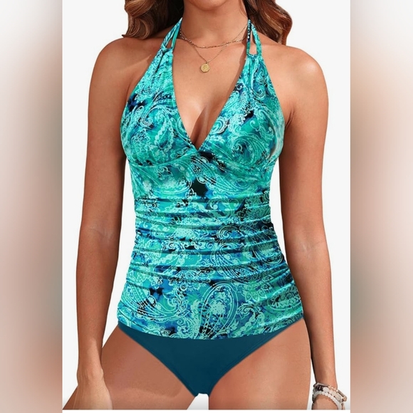 Younique Other - Younique Teal Paisley Top With Solid Bottoms Size Large